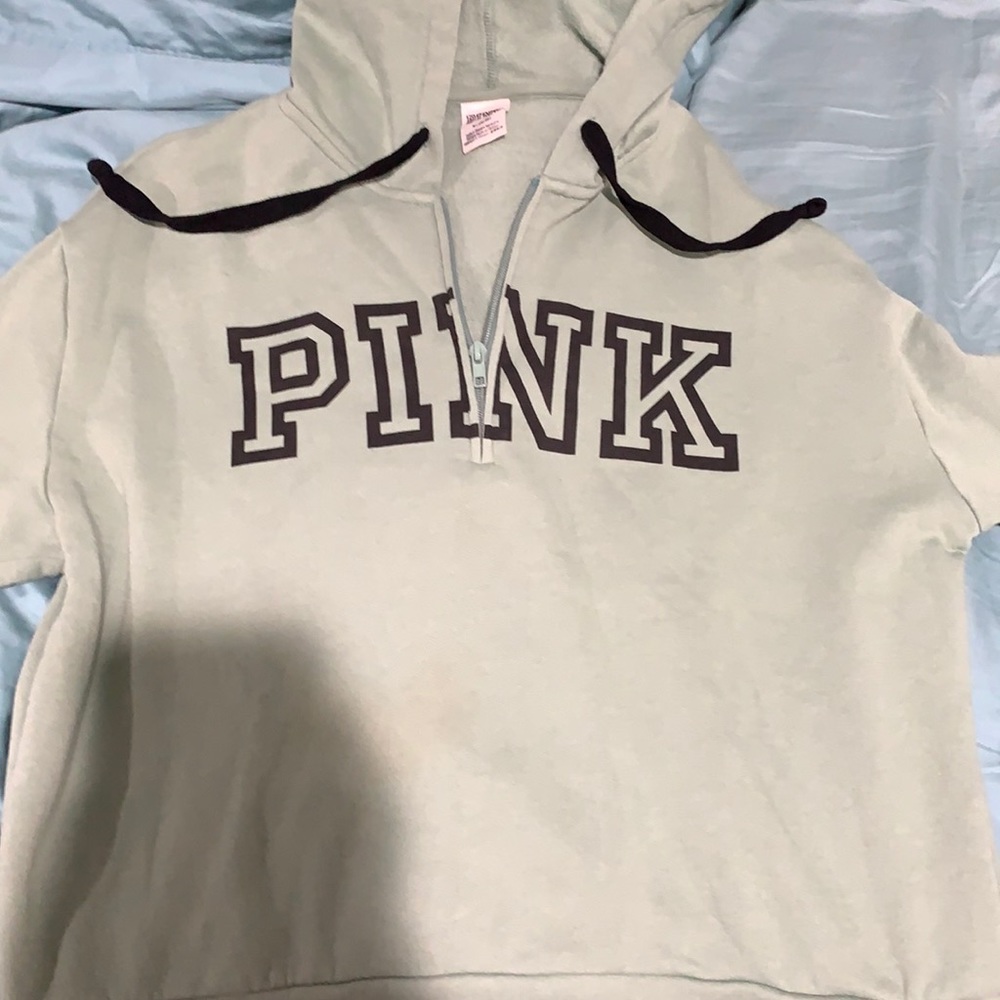 Mint green cropped sweatshirt!!